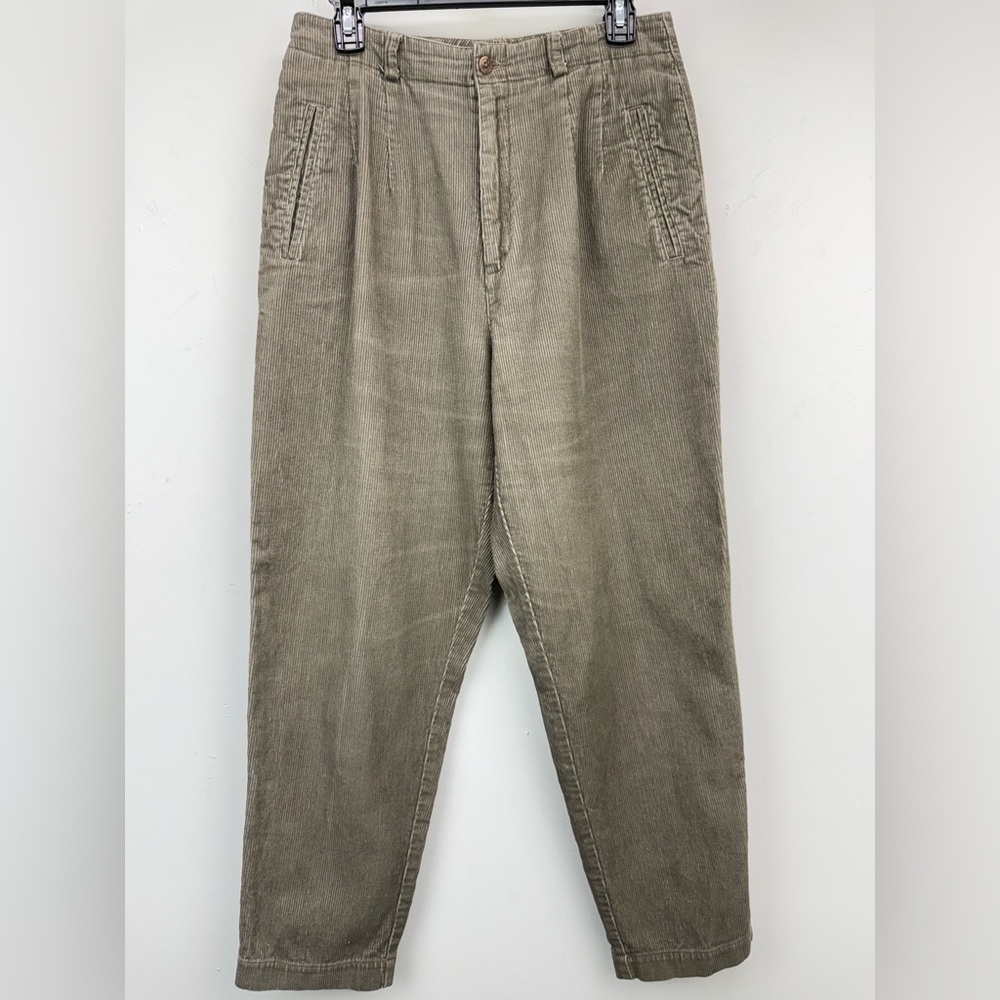 Vintage L.L. Bean size 12 Petite Women’s Brown Corduroy High Rise Tapered Pants